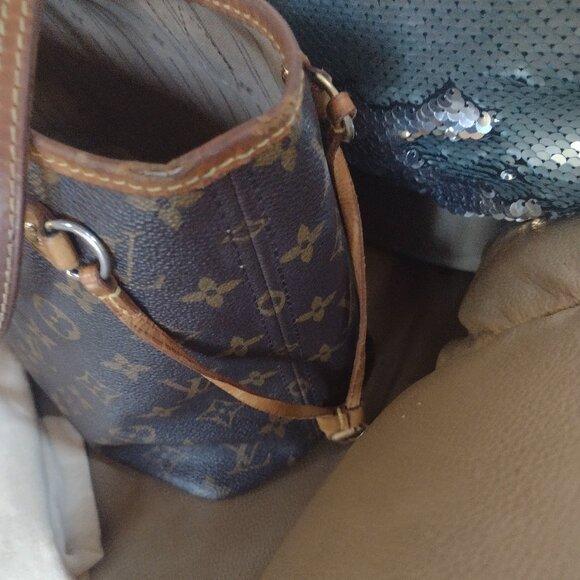 Louis Vuitton Neverfull petitรฉ PM in Monogram ๐ค - Picture 10 of 16